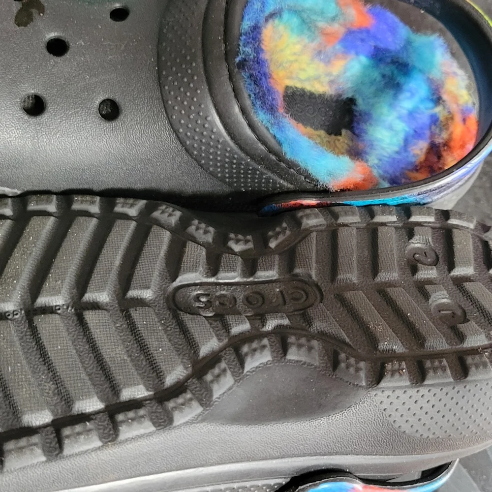 Shoes - Picture 3 of 7